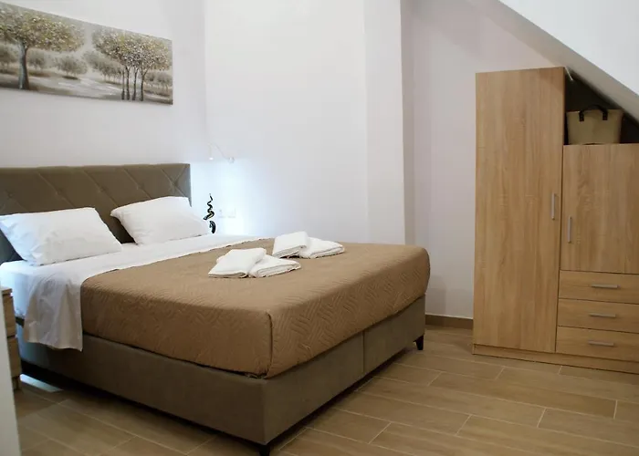 Evangelia's Little House